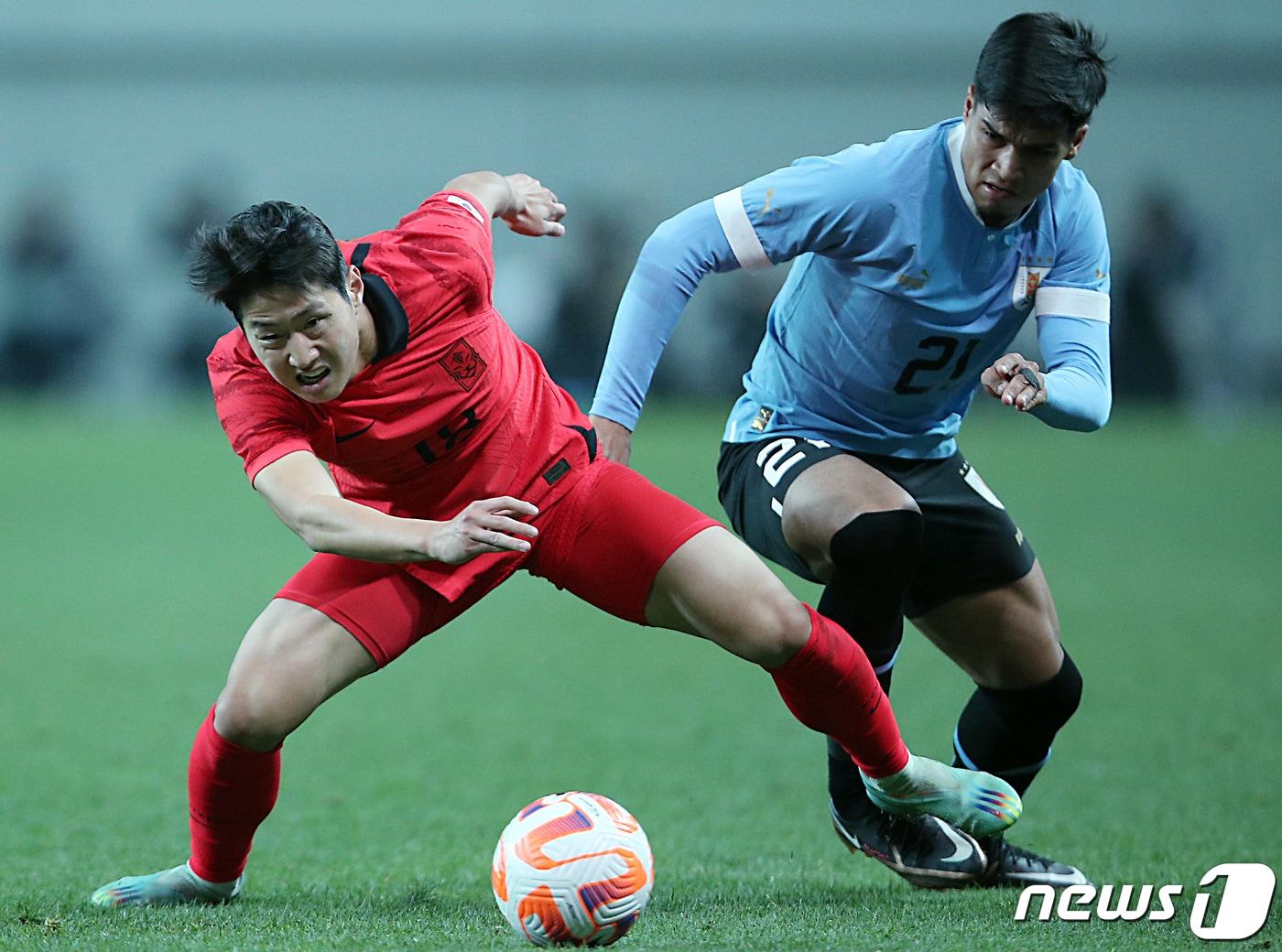 본문 이미지 - 한국과 우루과이의 경기 모습  2023.3.28 ⓒ 뉴스1 박정호 기자
