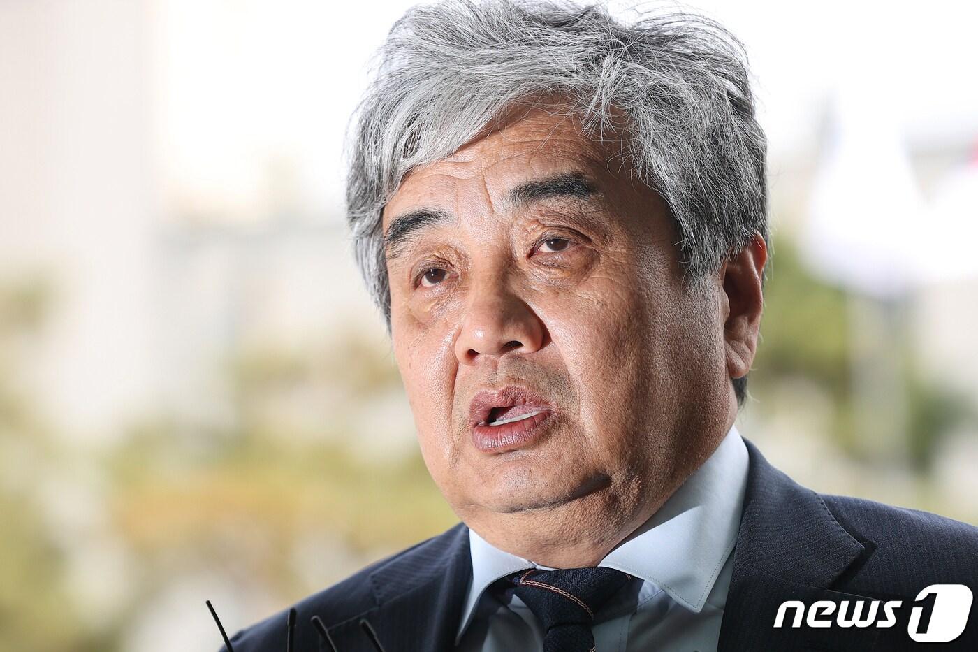 종합편성채널 TV조선 재승인 과정에서 점수를 고의로 낮추는 데 관여한 혐의를 받는 한상혁 방송통신위원장이 29일 구속 전 피의자심문(영장실질심사)을 위해 서울 도봉구 서울북부지방법원에 출석하고 있다. (공동취재) 2023.3.29/뉴스1 ⓒ News1 황기선 기자