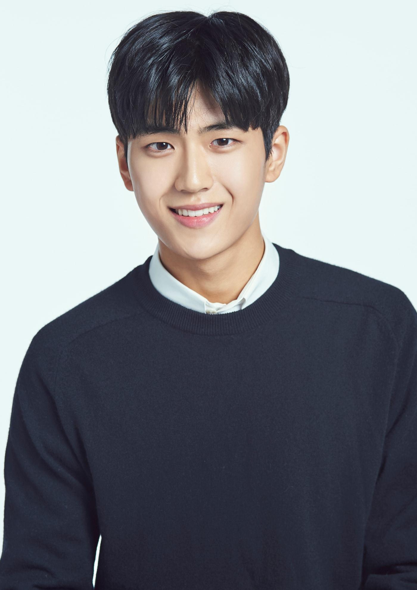 본문 이미지 - 김민철/블러썸엔터테인먼트