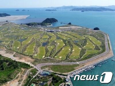 본문 이미지 - 진해웅동복합레저관광단지 모습 (부산진해경자청 제공)