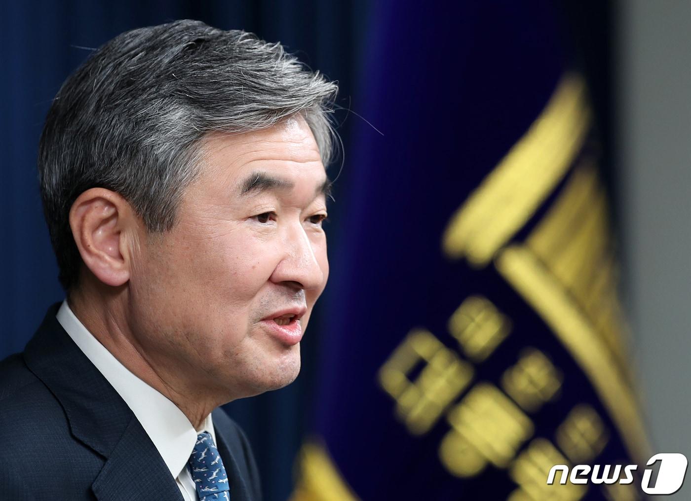 본문 이미지 - 조태용 신임 국가안보실장이 30일 오후 용산 대통령실 청사 브리핑룸을 방문해 인사말을 하고 있다. 조 실장은 앞서 29일 물러난 김성한 안보실장의 후임 인사로, 윤석열 정부의 두 번째 국가안보실장을 맡아 외교·안보 정책을 총괄하게 된다. 2023.3.30/뉴스1 ⓒ News1 오대일 기자