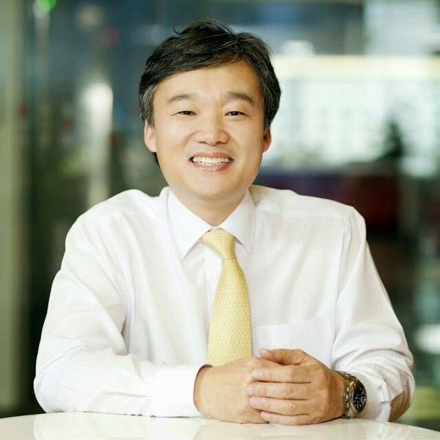 본문 이미지 - KT 차기 대표이사 후보로 낙점된 윤경림 KT 그룹 트랜스포메이션부문장(사장). (KT 제공)