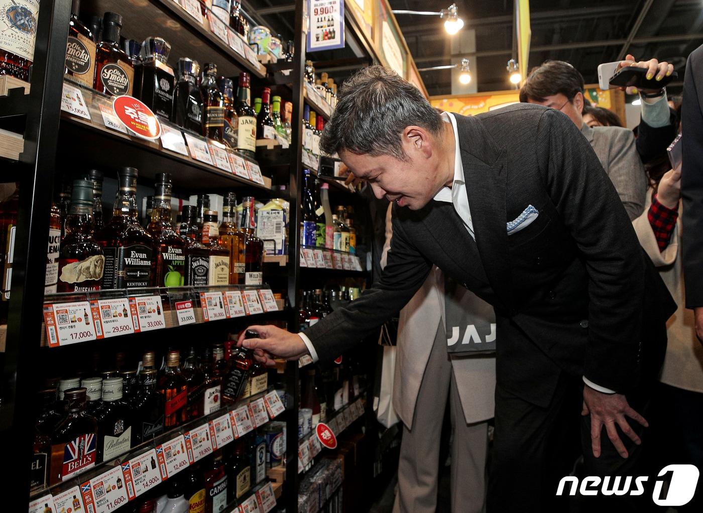 본문 이미지 - 정용진 신세계 부회장(공동취재) 2023.3.8/뉴스1 ⓒ News1