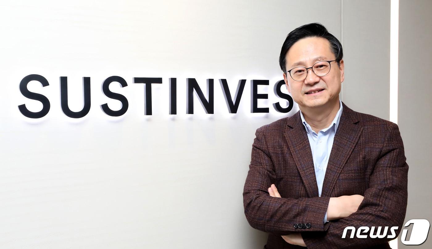 본문 이미지 - 류영재 서스틴베스트 대표이사가 서울 중구 서스틴베스트에서 뉴스1과 인터뷰를 하고 있다. /뉴스1 ⓒ News1 장수영 기자