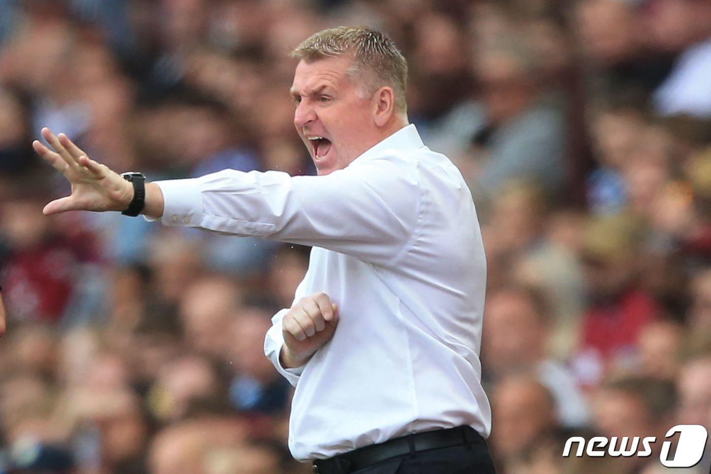 레스터 시티 사령탑에 오른 딘 스미스 감독. ⓒ AFP=뉴스1