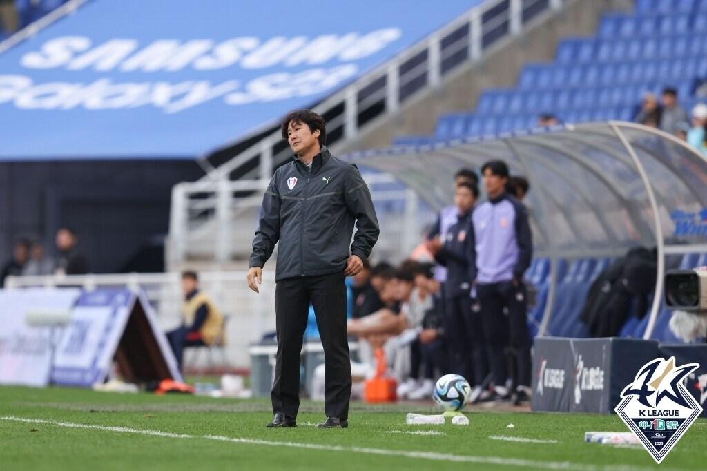 본문 이미지 - 이병근 수원 삼성 감독.(한국프로축구연맹 제공)