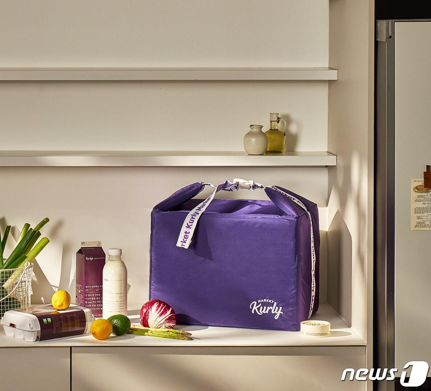 본문 이미지 - 마켓컬리 퍼플박스.(컬리 제공)