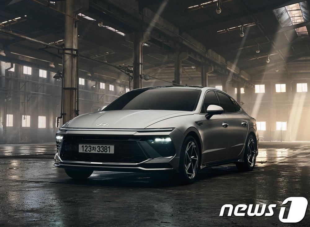 본문 이미지 - 현대자동차  '쏘나타 디 엣지' (현대자동차 제공) 2023.4.20/뉴스1