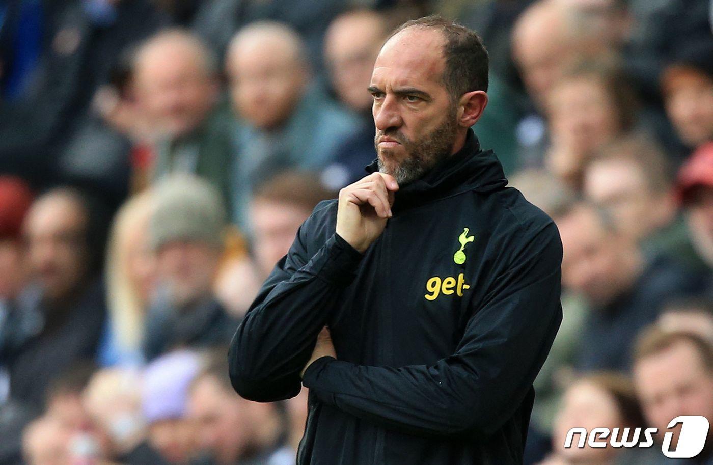 본문 이미지 - 토트넘이 스텔리니 감독대행을 경질했다. ⓒ AFP=뉴스1