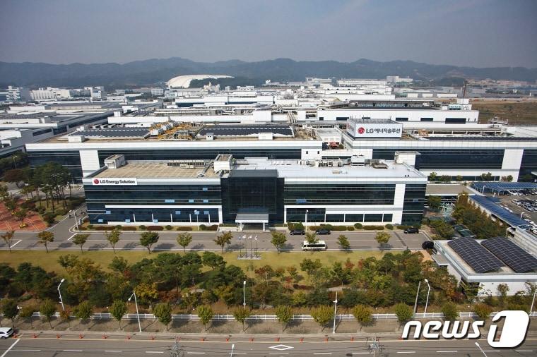 본문 이미지 - 오창 에너지플랜트 전경.(LG에너지솔루션 제공) ⓒ News1 한재준 기자