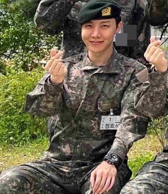 본문 이미지 - 제이홉, 36사단 카페