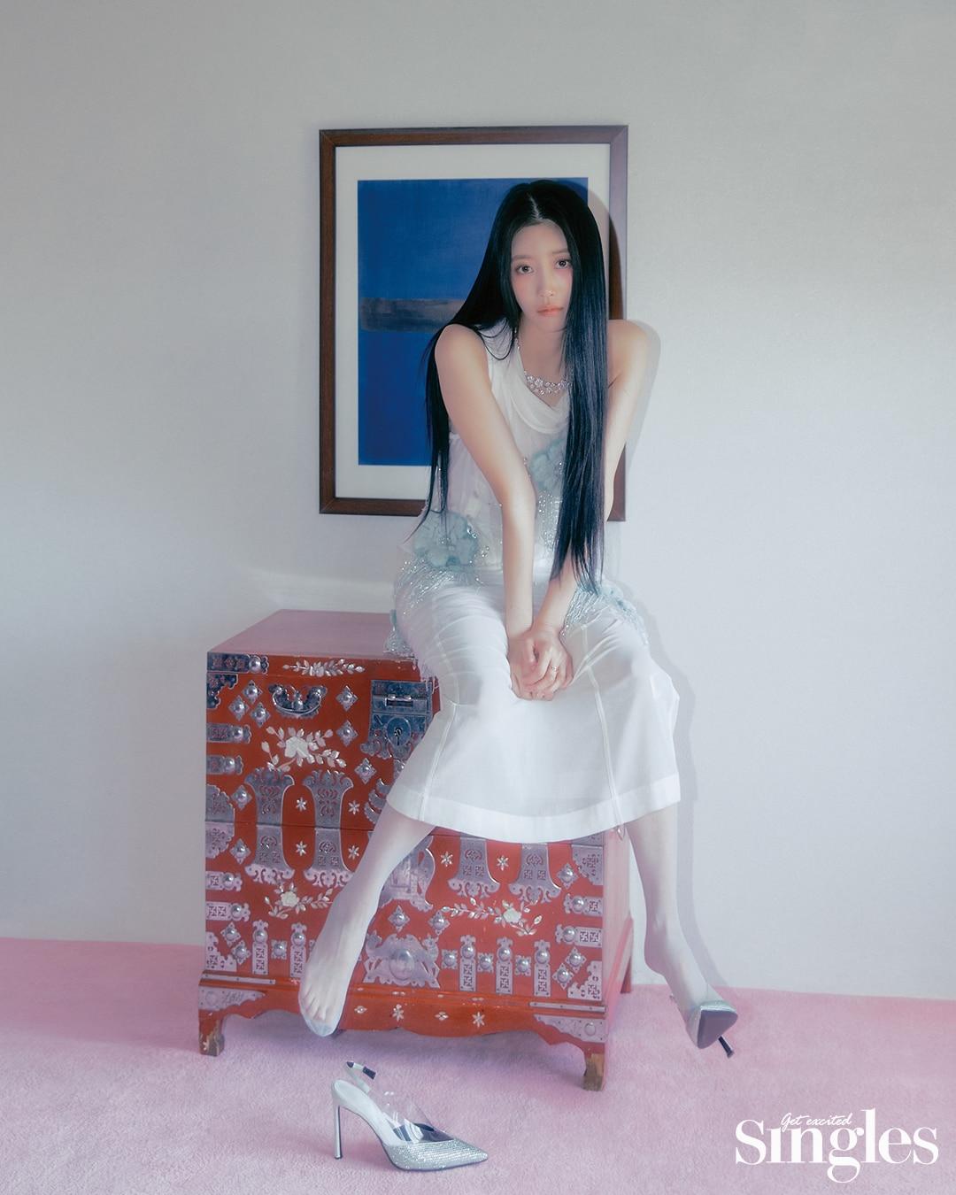 본문 이미지 - 미주, 싱글즈 제공