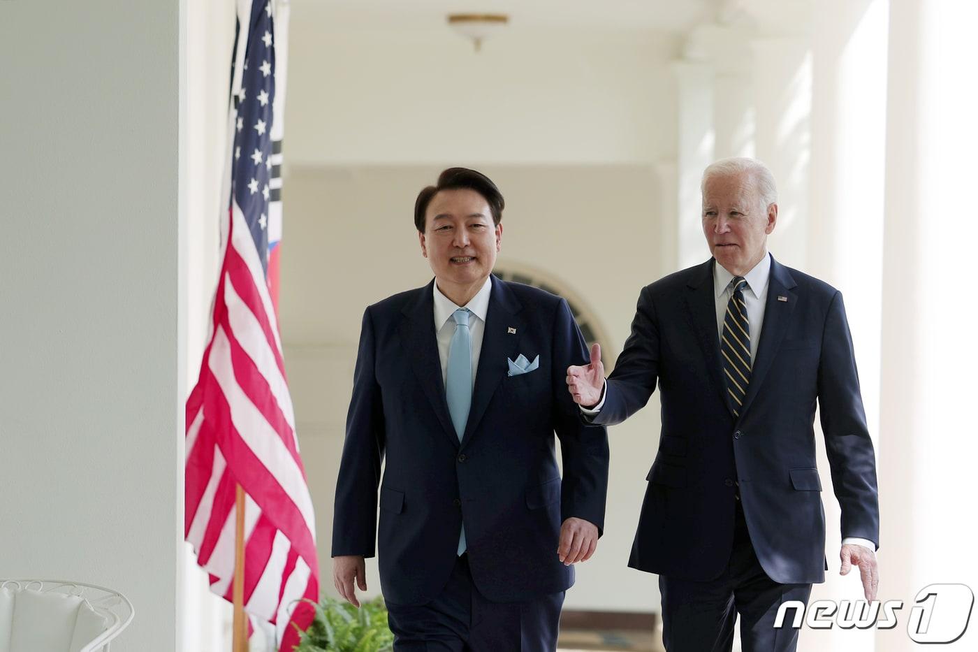 본문 이미지 - 윤석열 대통령(왼쪽)과 조 바이든 미국 대통령. (대통령실 제공) 2023.4.27/뉴스1 ⓒ News1 오대일 기자