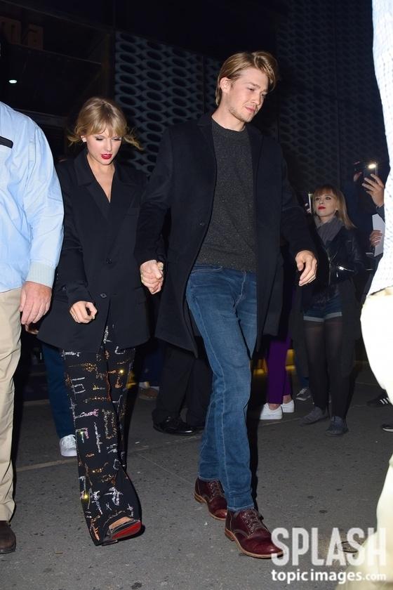 본문 이미지 - 테일러 스위프트 조 알윈/사진=스플래시 닷컴