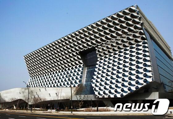 본문 이미지 -  코오롱 원앤온리 타워(KOLON One&Only Tower)/사진제공=코오롱 