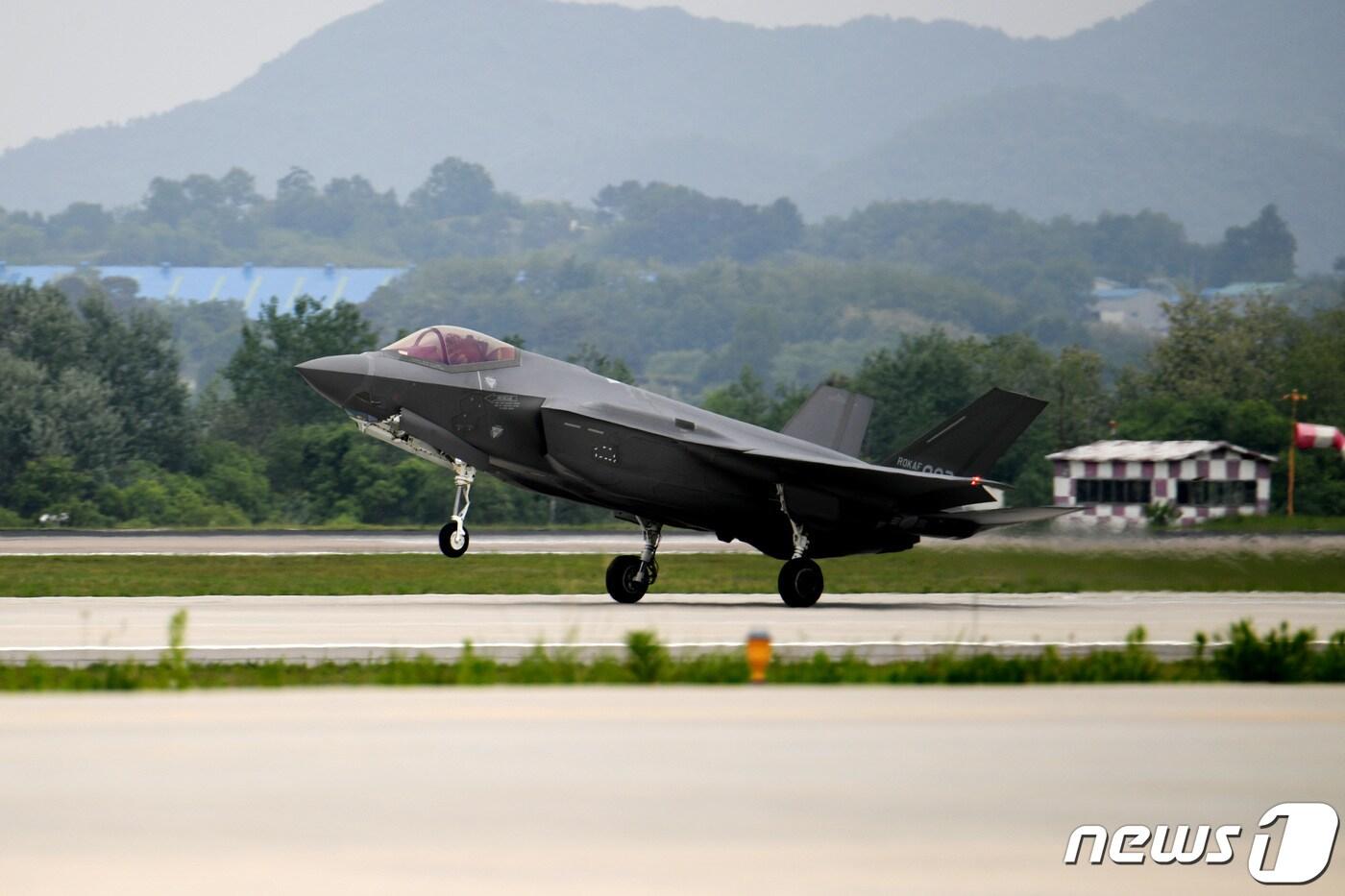 공군 F-35A 전투기. (공군 제공) 2023.5.12/뉴스1