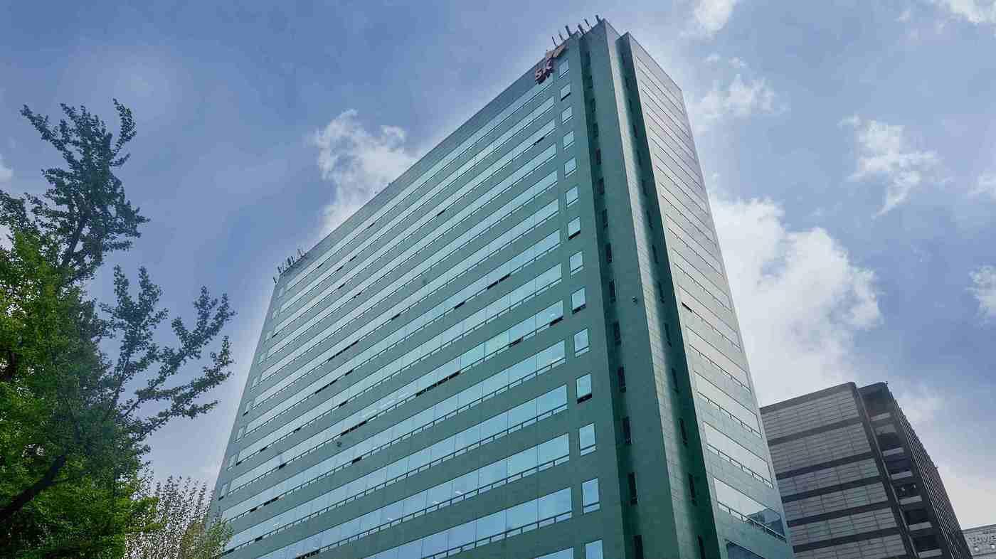 SK브로드밴드는 케이블TV 신상품 'B tv 팝(pop)'을 출시했다고 15일 밝혔다.(SKB 제공)