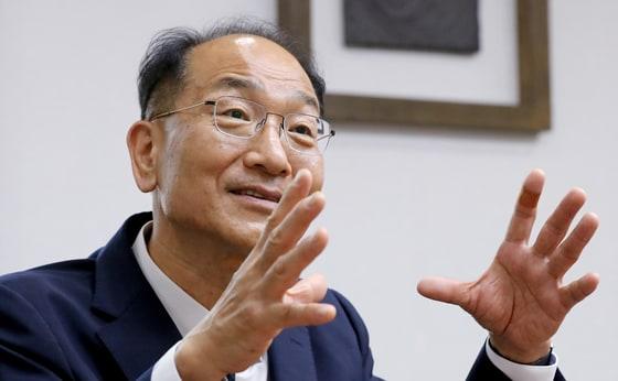 본문 이미지 - 이성해 국토교통부 대도시권광역교통위원회 위원장이 16일 서울 중구 국토발전전시관에서 뉴스1과 인터뷰 하고 있다. 2023.5.16/뉴스1 ⓒ News1 장수영 기자