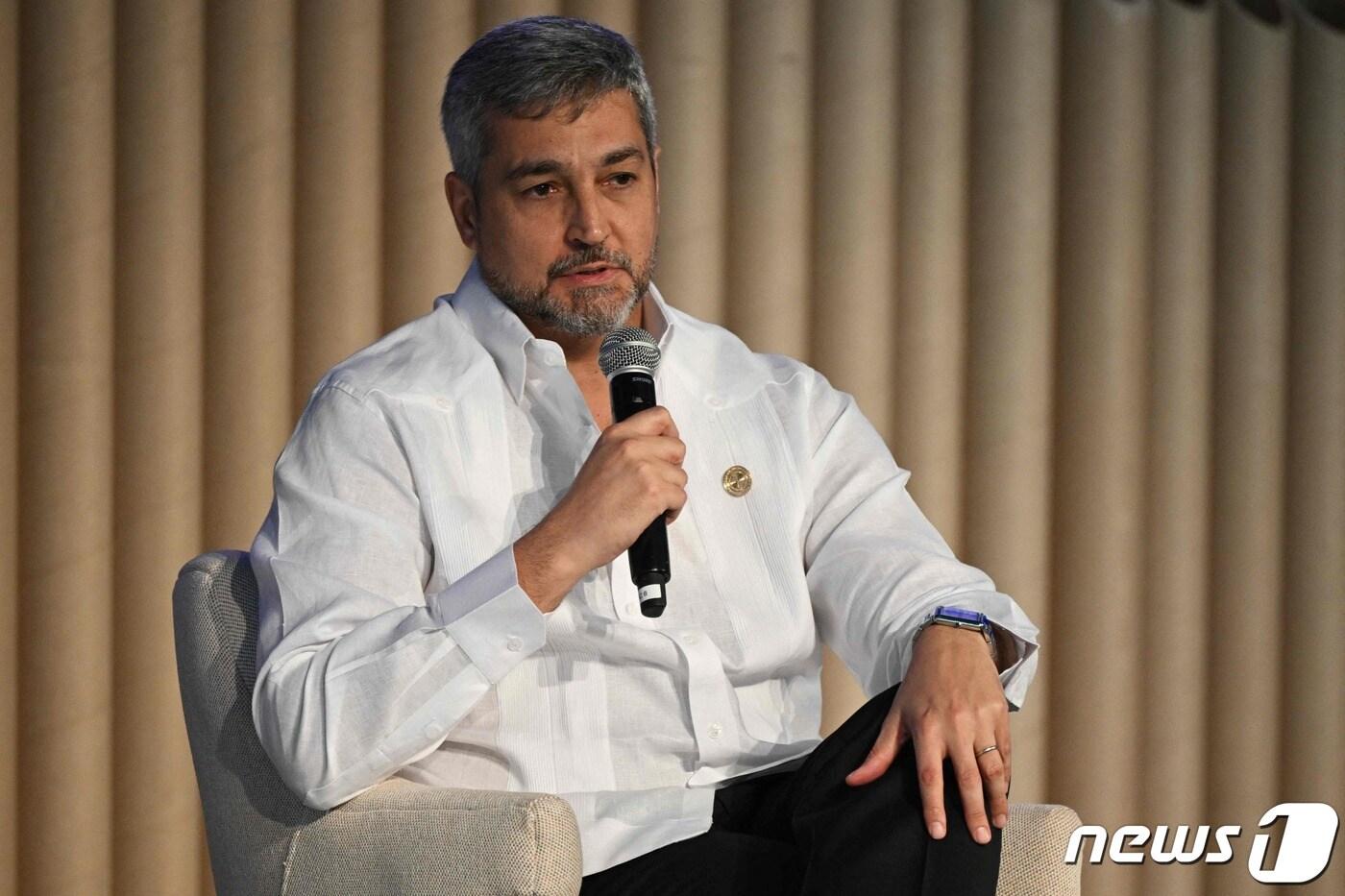 본문 이미지 - 마리오 압도 베니테스 파라과이 대통령. <자료 사진> ⓒ AFP=뉴스1