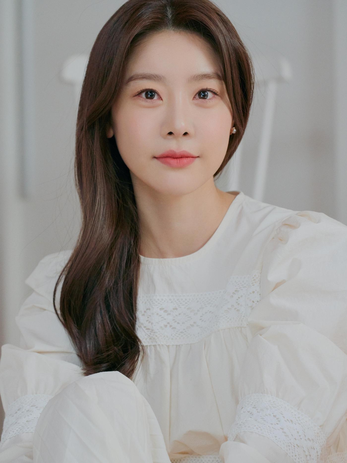 본문 이미지 - 배우 박소진/ 사진제공=눈컴퍼니