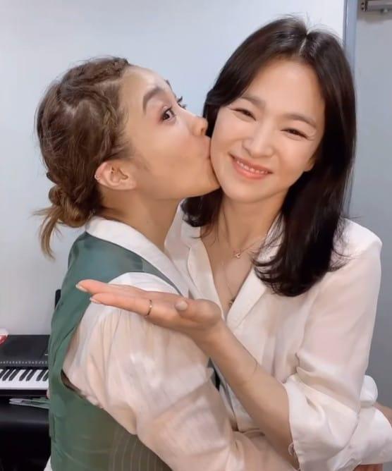 본문 이미지 - 송혜교 옥주현