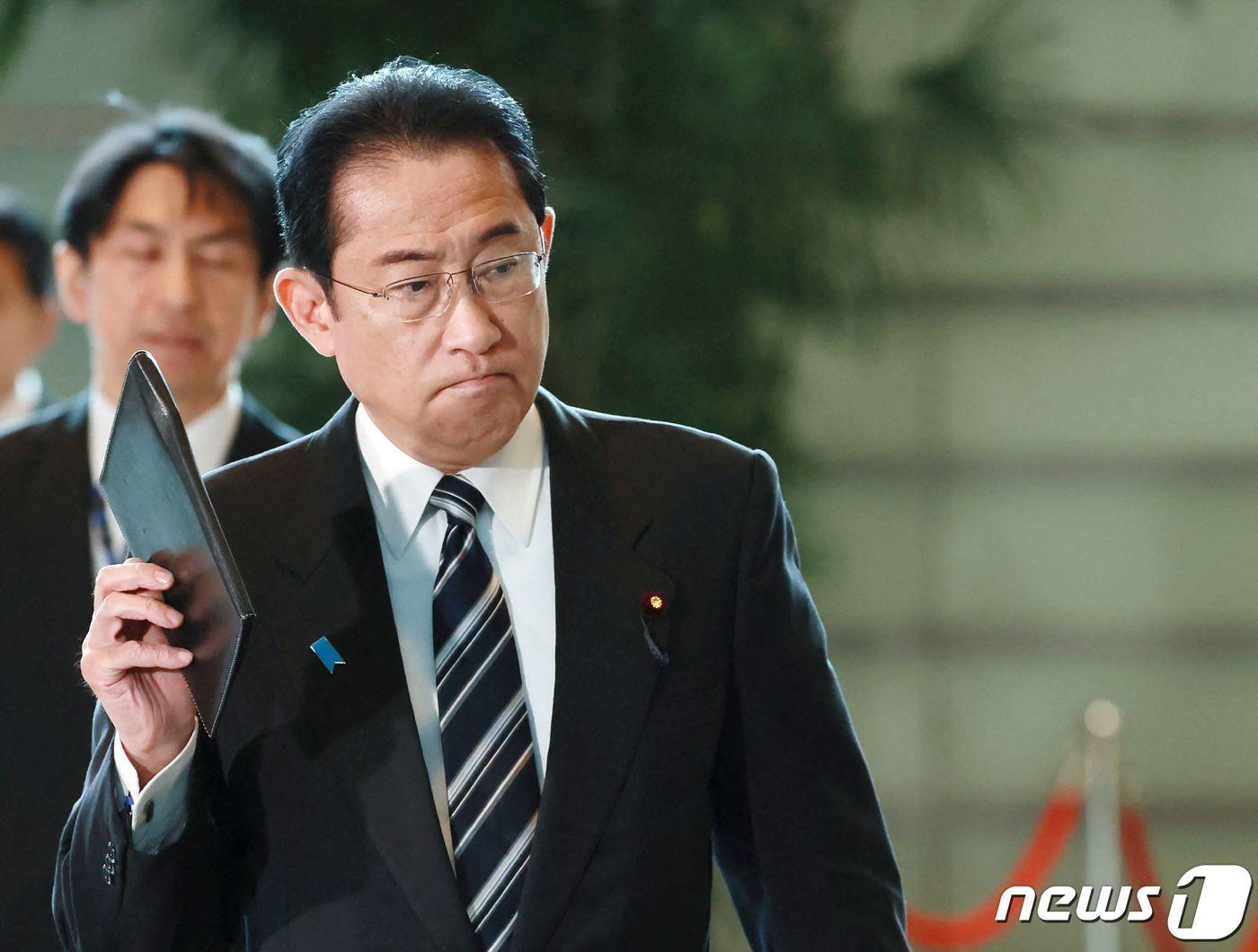 본문 이미지 - 29일 일본 도쿄 관저에서 기시다 후미오 총리가 북한의 인공위성 발사 통보 후 기자회견에서 답변하고 있다. ⓒ AFP=뉴스1 ⓒ News1 권진영 기자