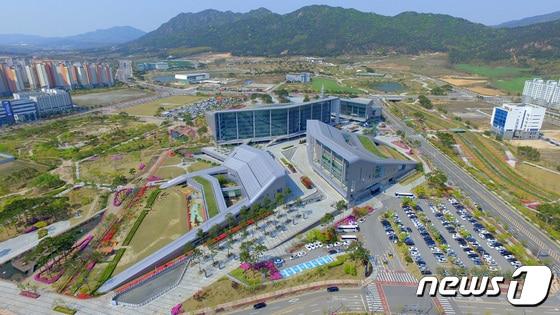 본문 이미지 - 충남도청 전경./뉴스1