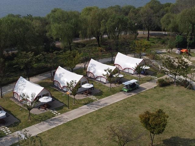 본문 이미지 - 난지캠핑장 글램핑장. (서울시 제공)