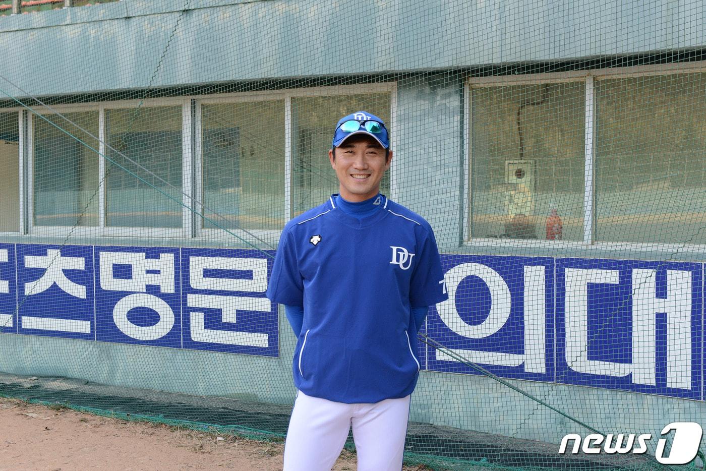 본문 이미지 - 정보명 동의대 야구부 감독.(동의대 제공)
