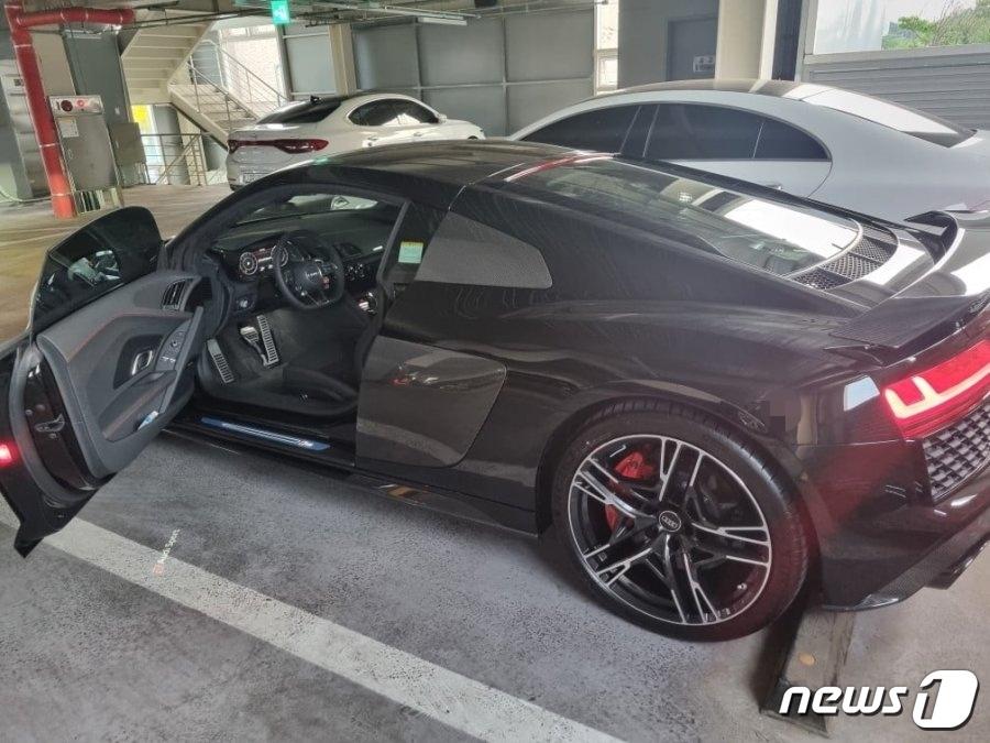 본문 이미지 - (온라인 커뮤니티 갈무리)