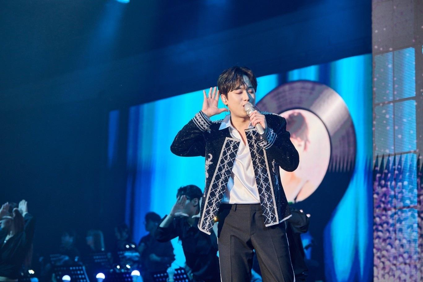 본문 이미지 - 이찬원