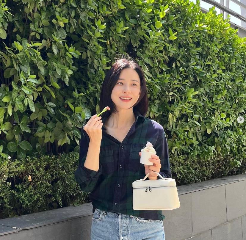 본문 이미지 - 이보영 인스타그램