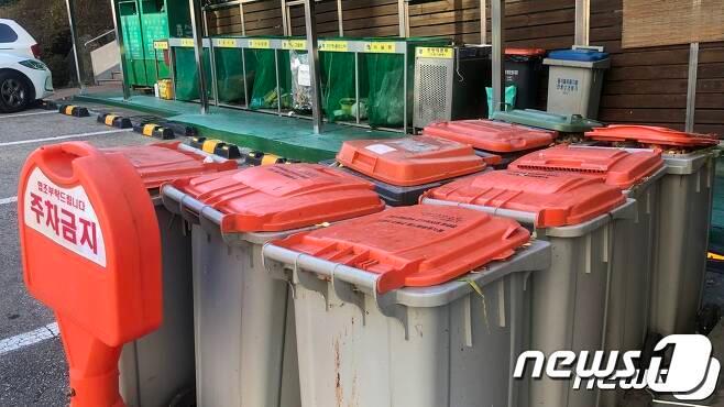 본문 이미지 - 전주시 쓰레기 수거체계가 다음달 1일부터 기존 성상별에서 권화화로 바뀐다./뉴스1