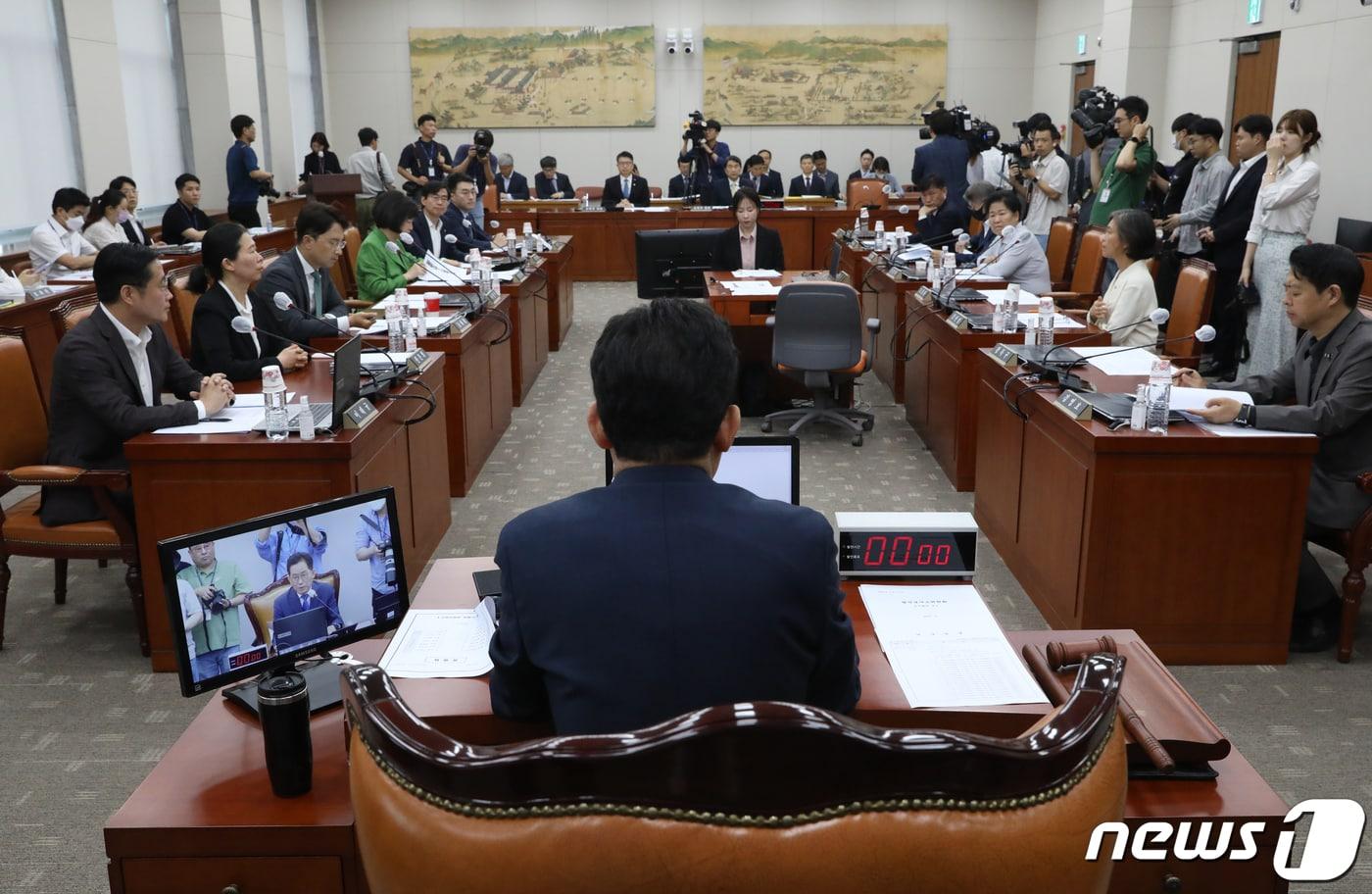 본문 이미지 - 국회 교육위원회 전체회의. 뉴스1 ⓒ News1 송원영 기자