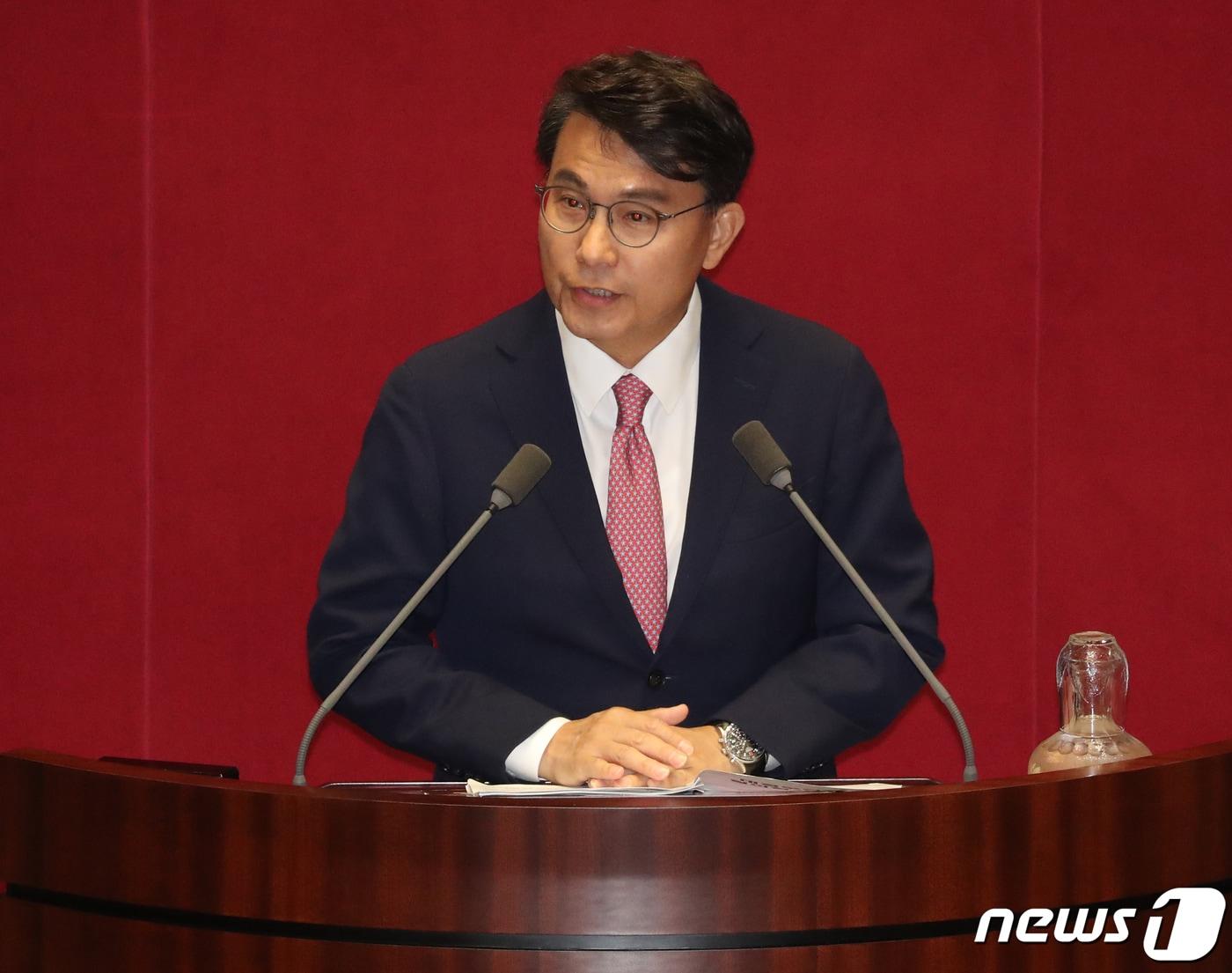 본문 이미지 - 윤상현 국민의힘 의원이 13일 오후 서울 여의도 국회에서 열린 제407회 국회(임시회) 제2차 본회의 경제분야 대정부질문을 하고 있다.2023.6.13/뉴스1 ⓒ News1 송원영 기자