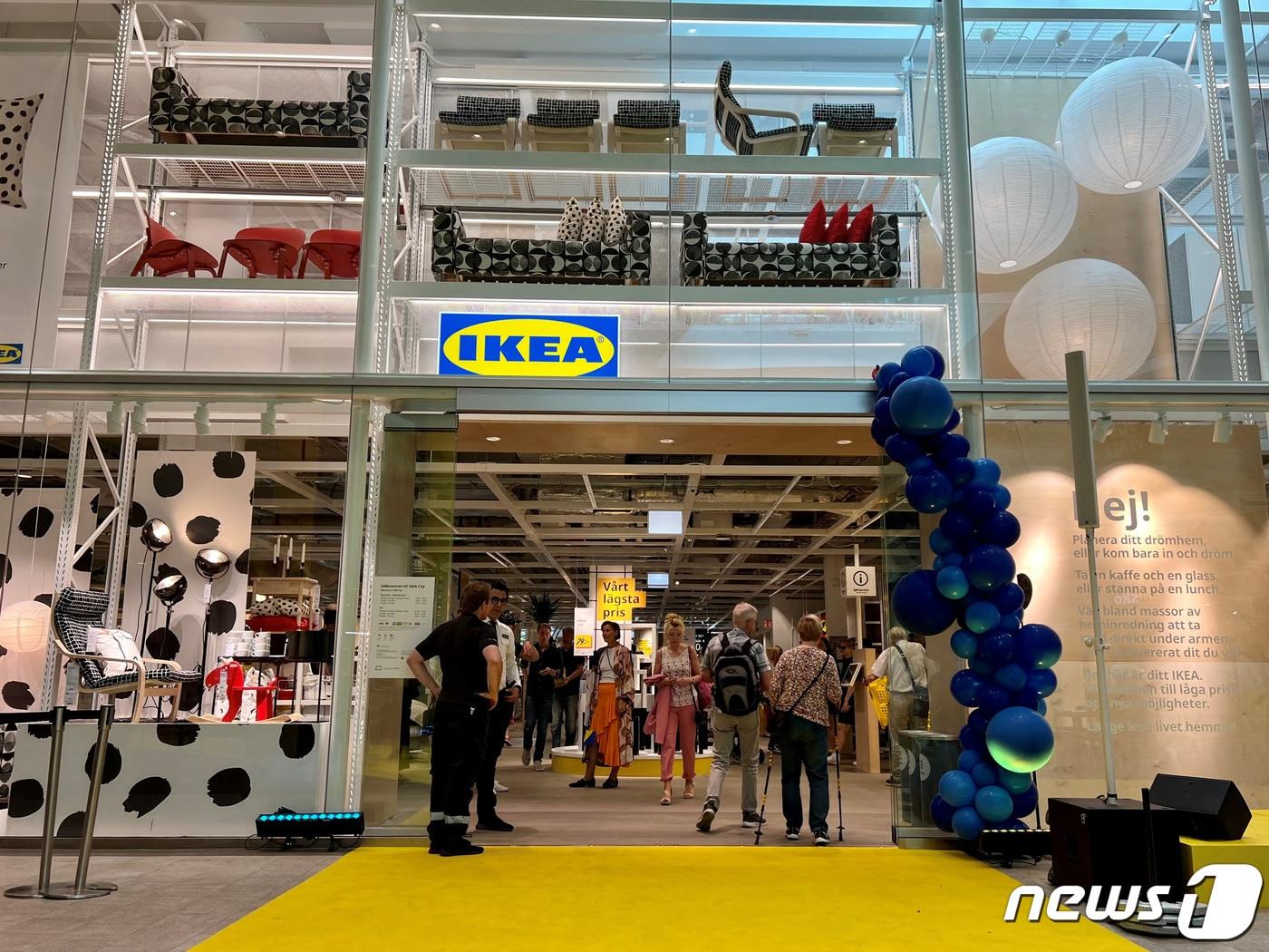 본문 이미지 - 스웨덴 스톡홀름에 위치한 이케아 매장 내부 모습. 2022.6.30. ⓒ 로이터=뉴스1 ⓒ News1 김성식 기자