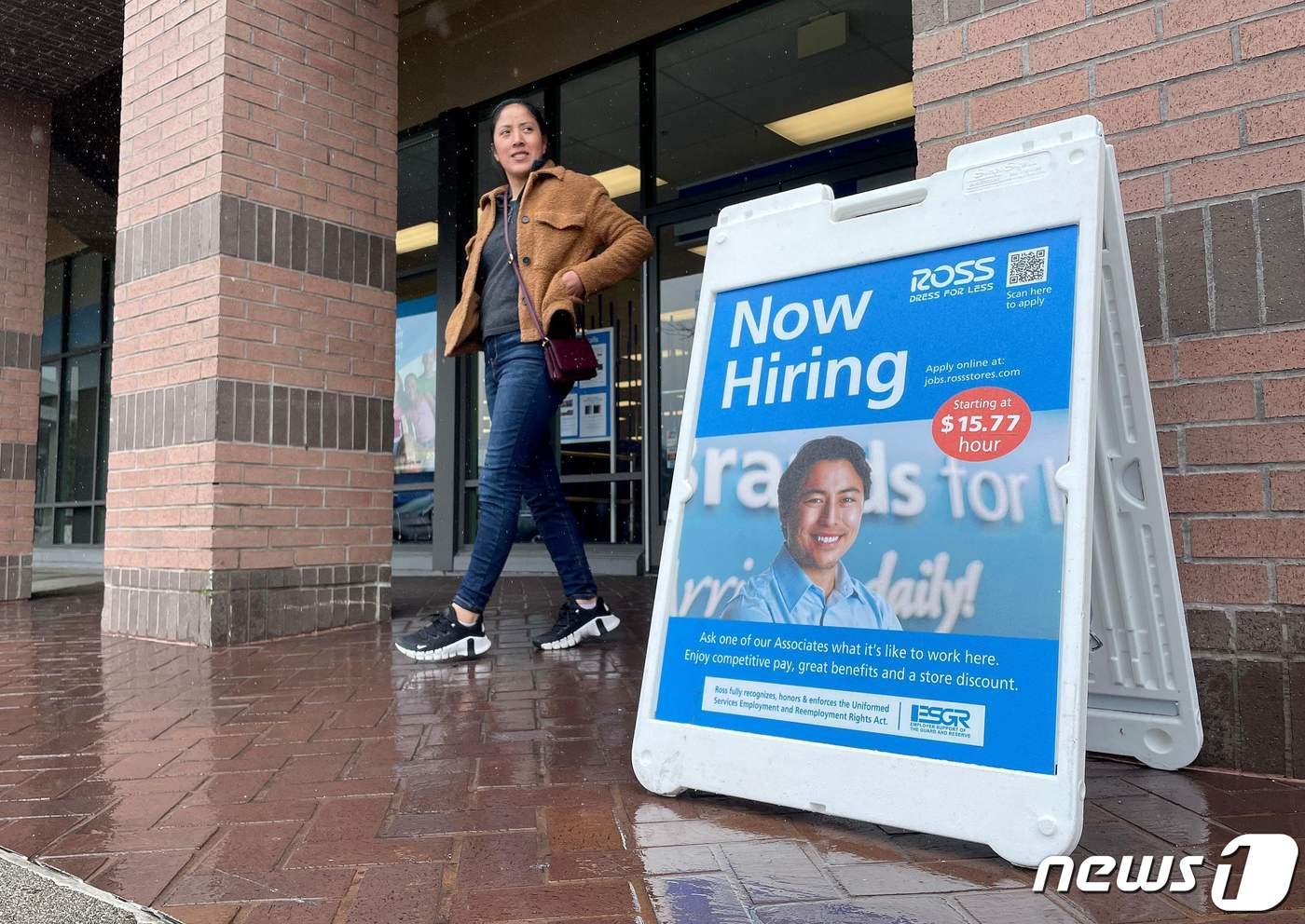 금리 인상에도 뜨거운 美노동시장…CNN 