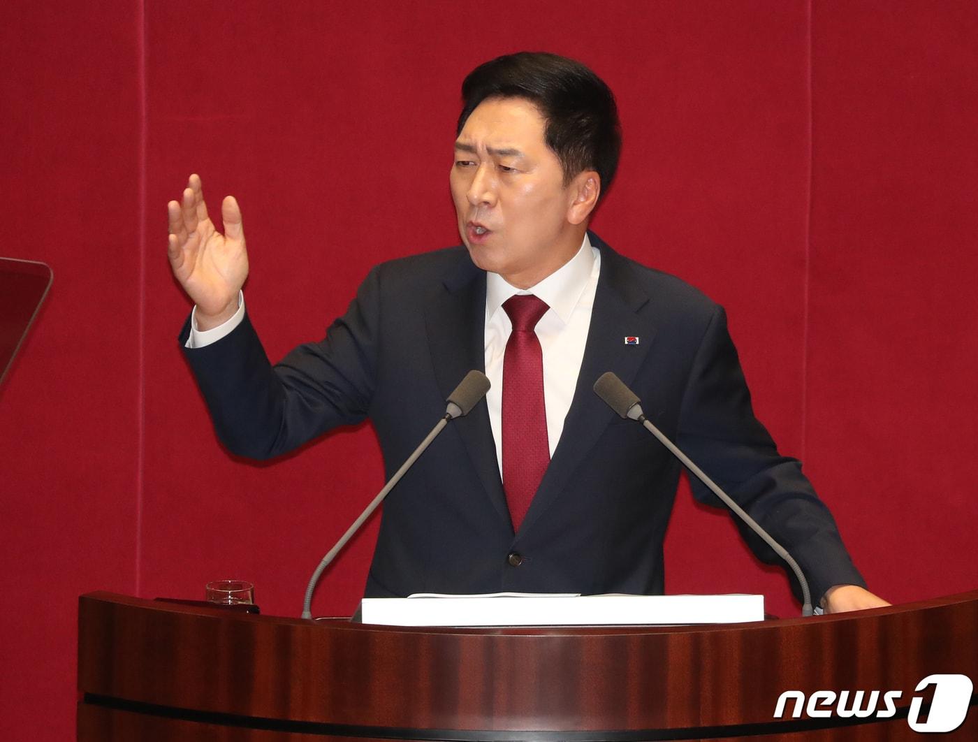 본문 이미지 - 김기현 국민의힘 대표가 20일 오전 서울 여의도 국회에서 열린 제407회국회(임시회) 5차 본회의에서 교섭단체 대표연설을 하고 있다. 2023.6.20/뉴스1 ⓒ News1 송원영 기자