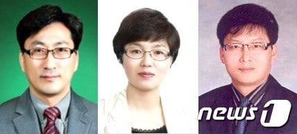 본문 이미지 - 왼쪽부터 안홍일, 박수진, 이상곤 서기