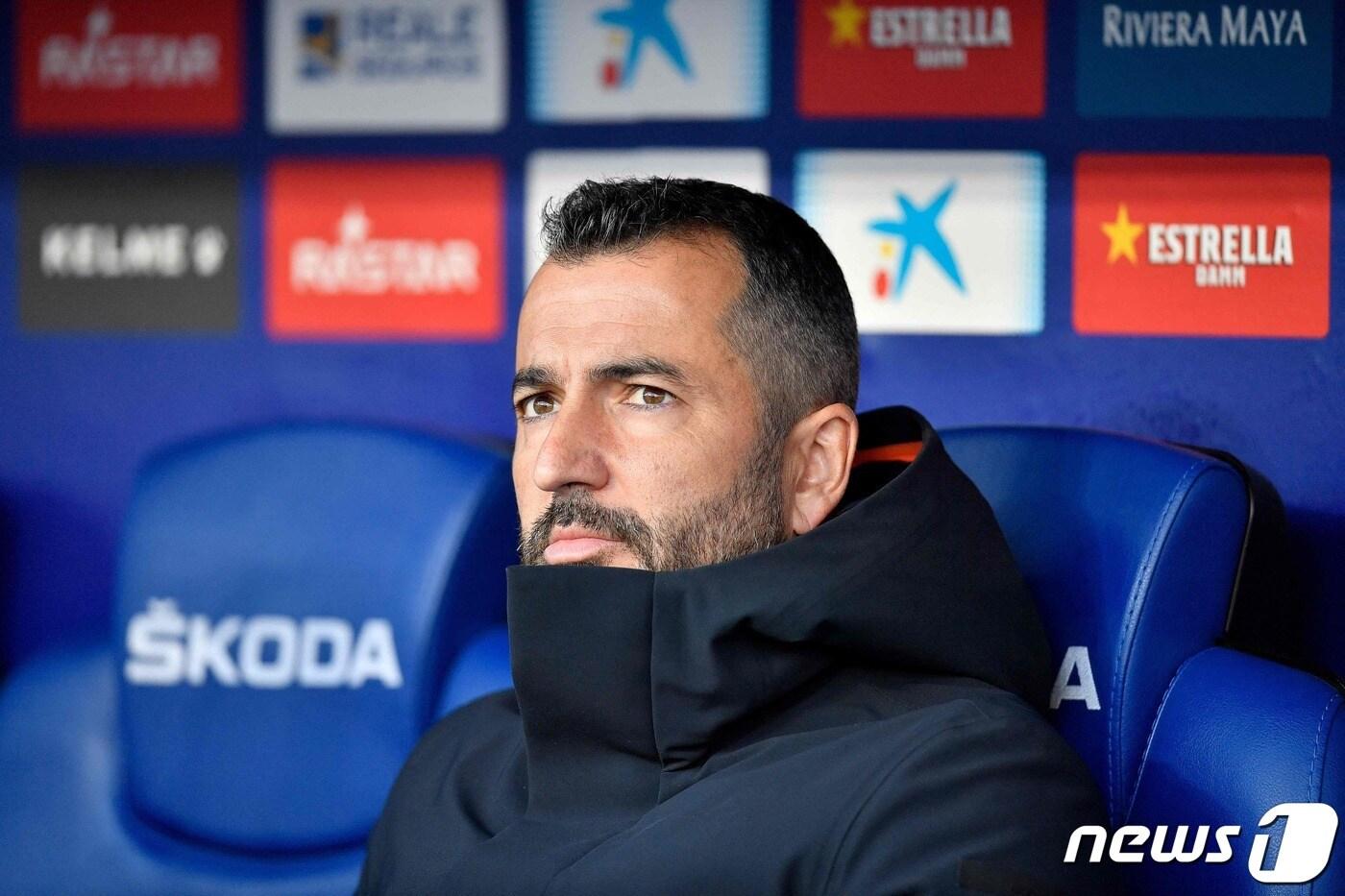 올림피아코스의 새로운 사령탑으로 부임한 디에고 마르티네스. ⓒ AFP=뉴스1