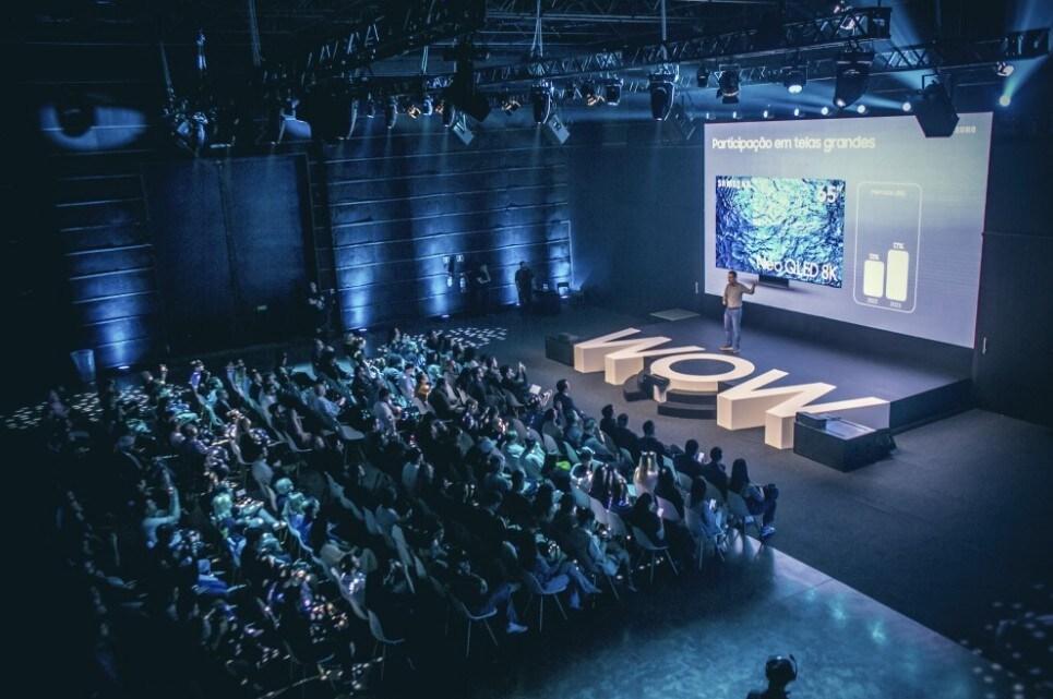 본문 이미지 - 지난 6일 브라질 상파울루에서 열린 '언박스 앤 디스커버(Unbox＆Discover 2023)'에 관객들이 참석해 발표를 듣고 있다. (삼성전자 글로벌 뉴스룸 갈무리)