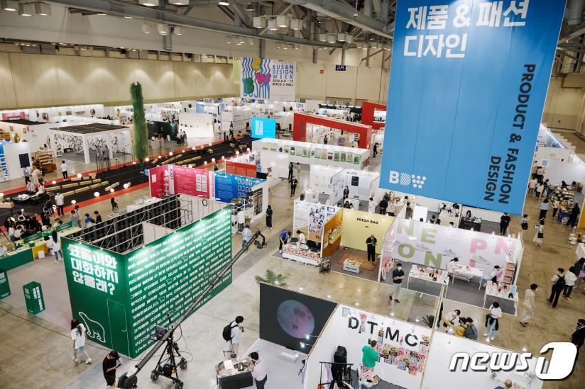 본문 이미지 - 2022 부산디자인위크 행사 사진(부산디자인진흥원 제공)
