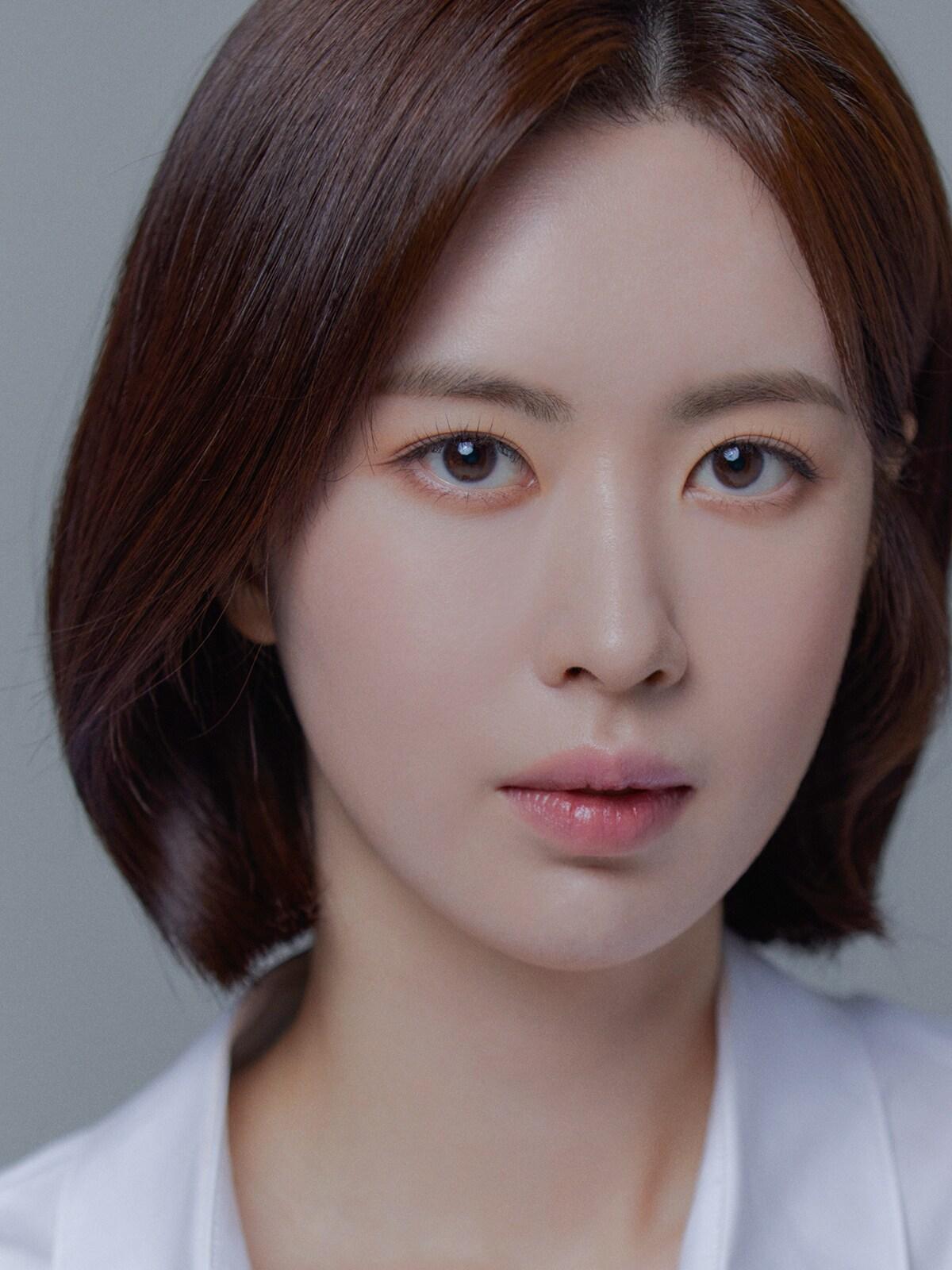 본문 이미지 - 윤서진 / IOK컴퍼니