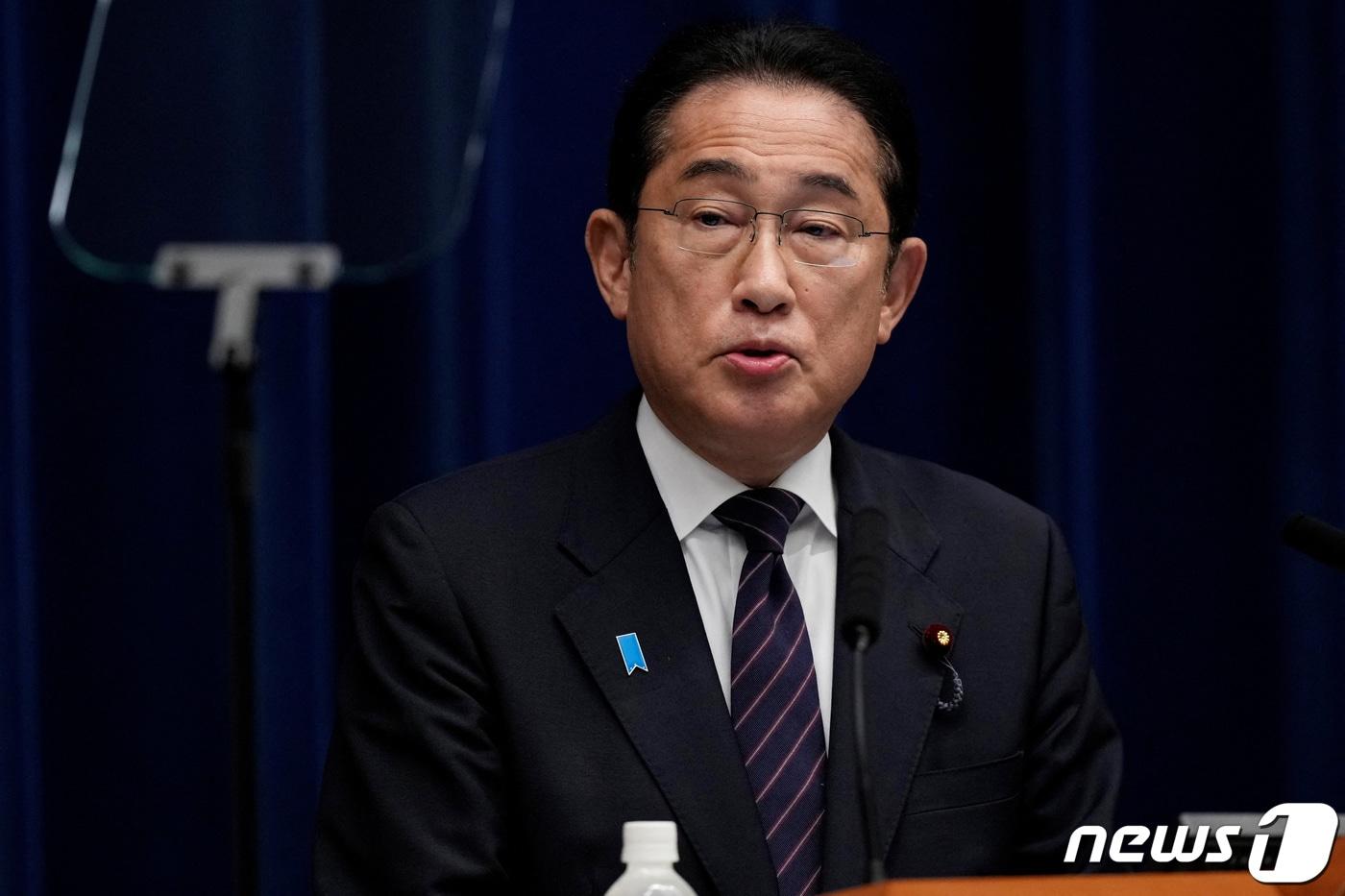 본문 이미지 - 기시다 후미오 일본 총리가 21일(현지시간) 도쿄 총리관저에서 기자회견을 갖고 “내달 리투아니아에서 열리는 나토 정상회의에 참석할 것”이라고 밝히고 있다. 2023.6.22 ⓒ 로이터=뉴스1 ⓒ News1 우동명 기자