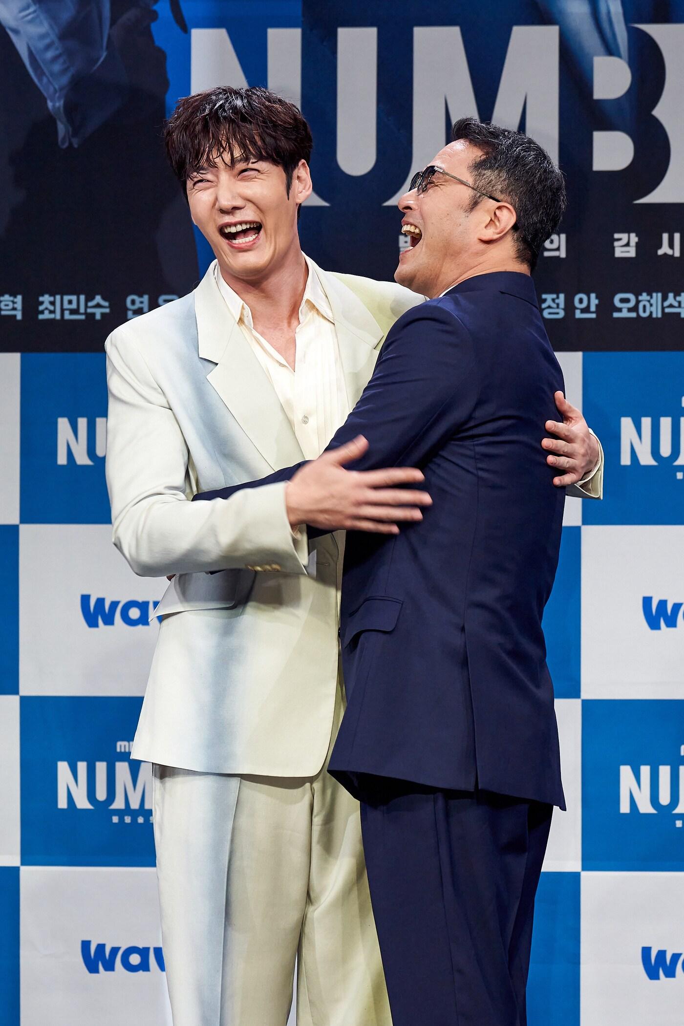 본문 이미지 - 최진혁(왼) 최민수, 사진 제공=MBC