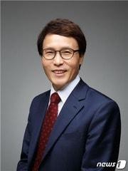 본문 이미지 - 이남호 전북연구원장.(전북도 제공)/뉴스1