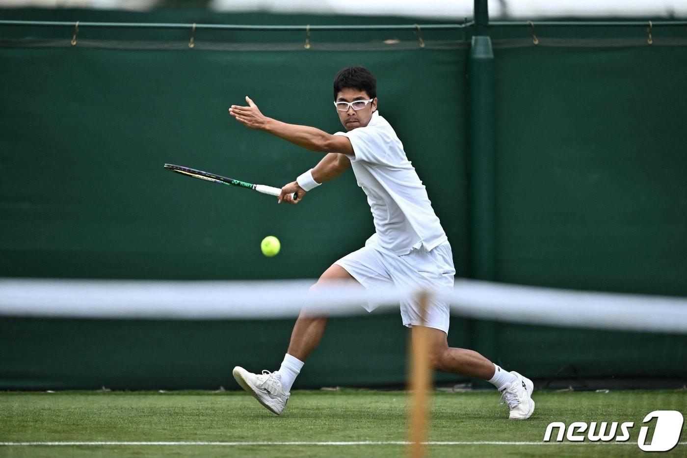 본문 이미지 - 올해 윔블던 테니스대회에 참가한 정현. ⓒ AFP=뉴스1