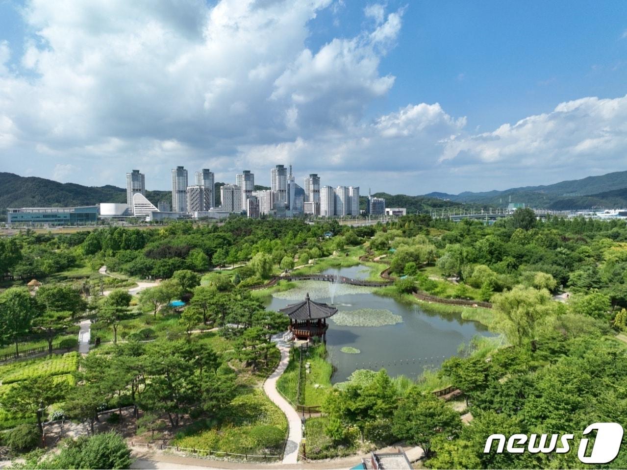 본문 이미지 - 대전 한밭수목원 전경. ⓒ News1 김경훈 기자