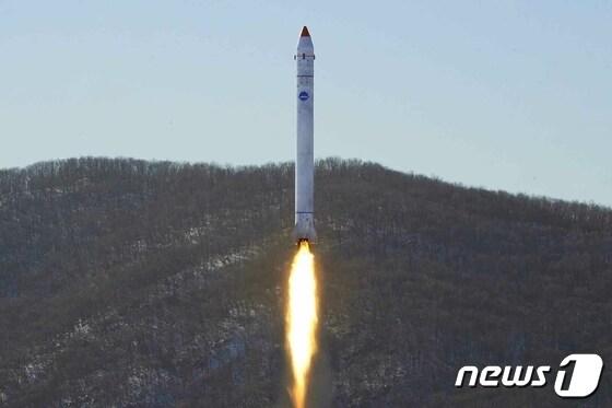 본문 이미지 - (평양 노동신문=뉴스1) = <자료사진> [국내에서만 사용가능. 재배포 금지. DB 금지. For Use Only in the Republic of Korea. Redistribution Prohibited] rodongphoto@news1.kr