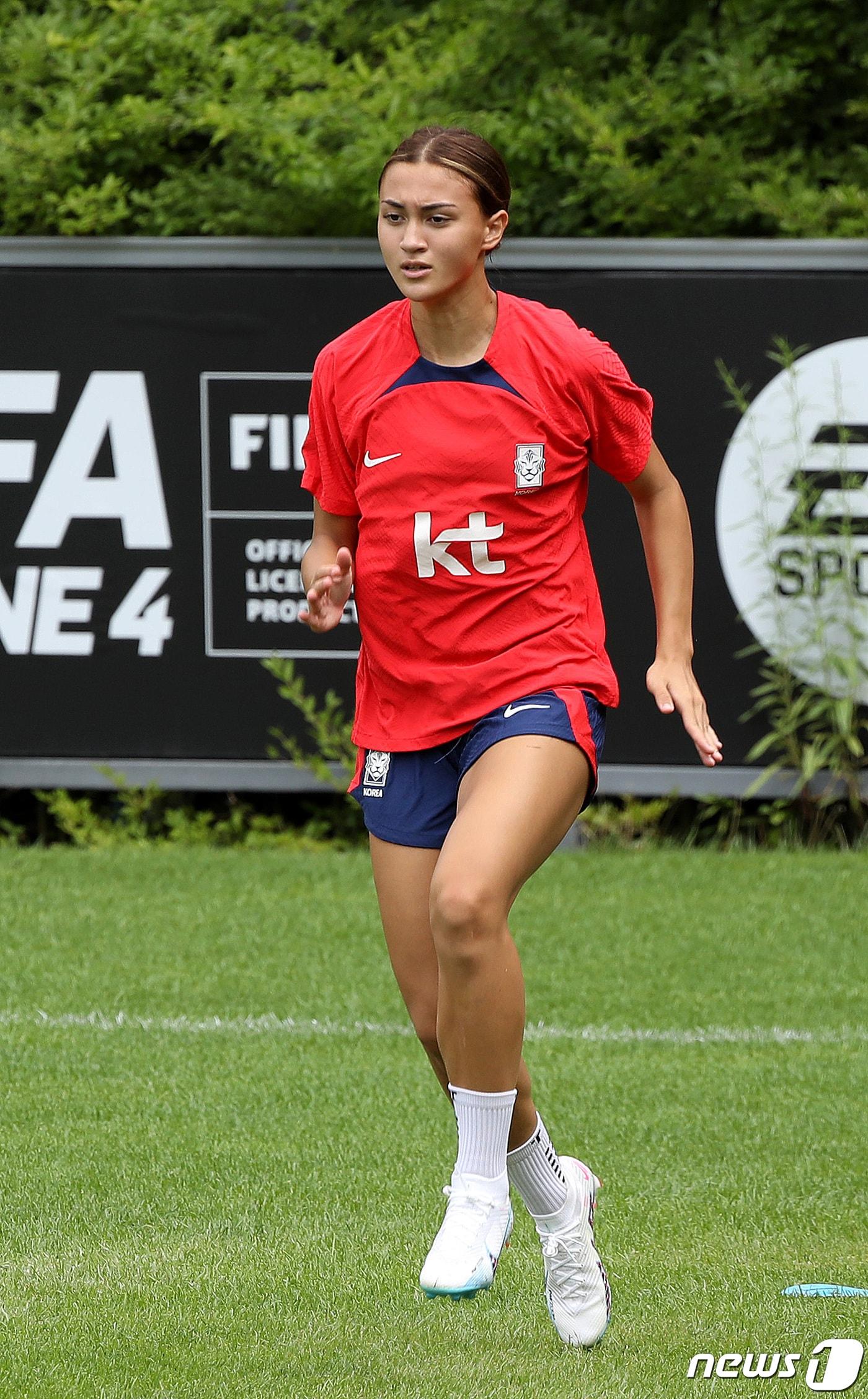 본문 이미지 - 여자 월드컵 대표팀에 발탁된 페어 케이시 유진 2023.6.30/뉴스1 ⓒ News1 DB